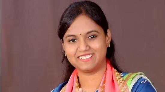 Lasya Nanditha Died in Raod Accident near Hydrabad